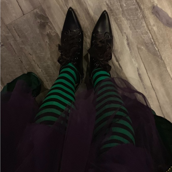 Winifred Sanderson Hocus Pocus Halloween Costume Adult Medium - Picture 9 of 16